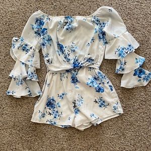 Off the shoulder bell sleeve romper